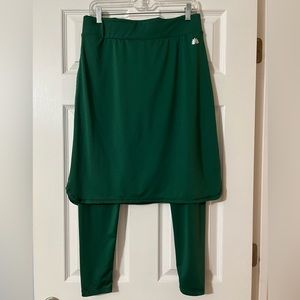 **SOLD** NWOT Emerald Green Medium Snoga Athletic Skirt